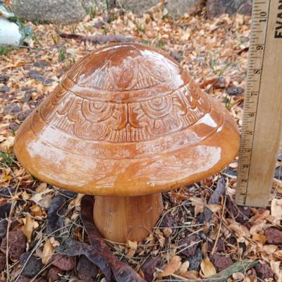 Ceramic Garden mushroom two-piece