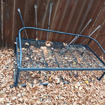 Metal bench with no cushion