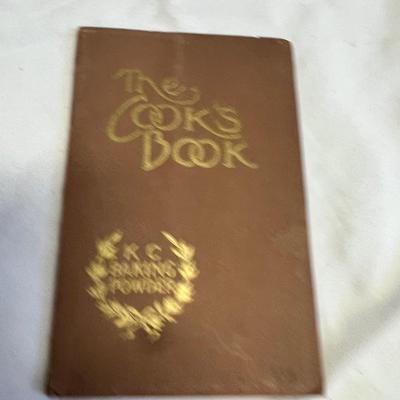 Marlboro Zippo Lighter & More Vintage Advertising Collectibles (O-MK)