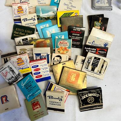Marlboro Zippo Lighter & More Vintage Advertising Collectibles (O-MK)