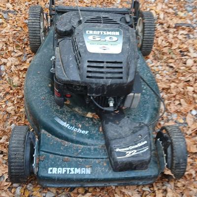 Craftsman 6.0 push lawnmower with gas can
