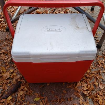 Mac folding chair with side table and a small red cooler