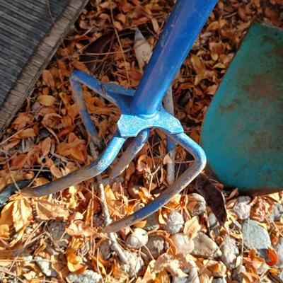Yard tools - Ames weeder, small shovel, and a Garden claw