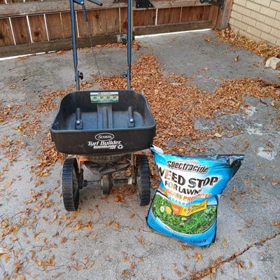 Scott's Turf Builder Edge guard spreader with bag of weed stop