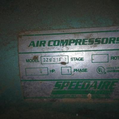 3/4 Horsepower Speedaire air compressor with hose