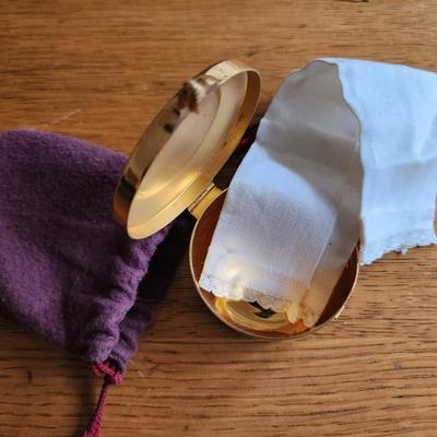 Eucharistic Transport Case with Linen and Cover