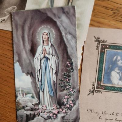 Marion-Themed Religious Items
