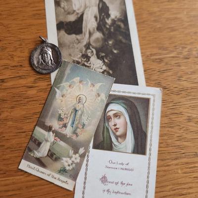 Marion-Themed Religious Items