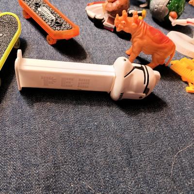 SMALL TOYS