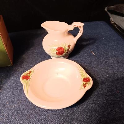 4 SETS OF SALT/PEPPER SHAKERS AND MORE
