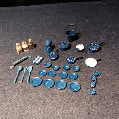 MINIATURE GRANITE WARE DISHES, POTS & PANS PLUS MORE