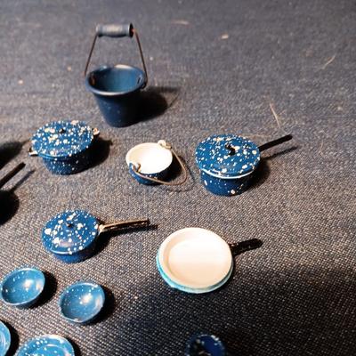MINIATURE GRANITE WARE DISHES, POTS & PANS PLUS MORE
