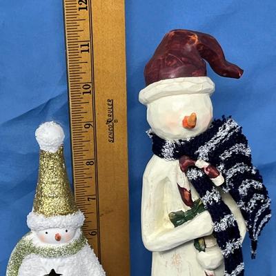 Lot 454 Tall snowmen