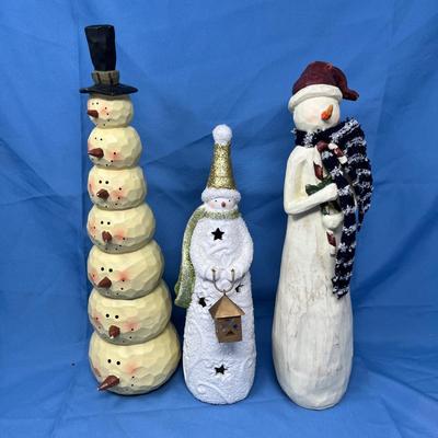 Lot 454 Tall snowmen