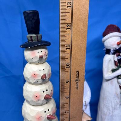 Lot 454 Tall snowmen