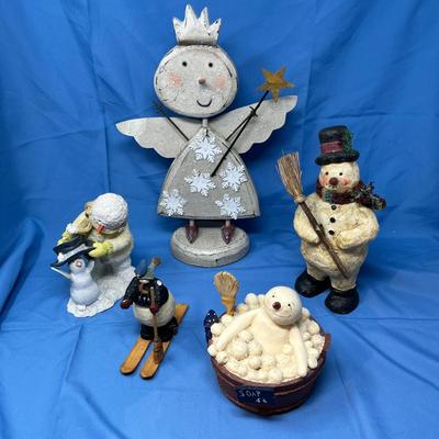 Lot 455 Snowman Figures