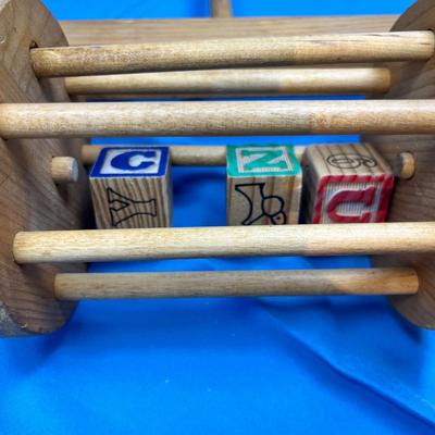 Lot 460 Toddler noise maker