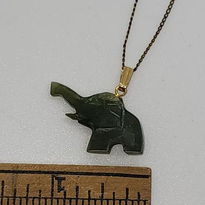 LOT 1 :: Vintage Gold filled Jade Elephant Pendant Necklace 18" L with zipper pouch