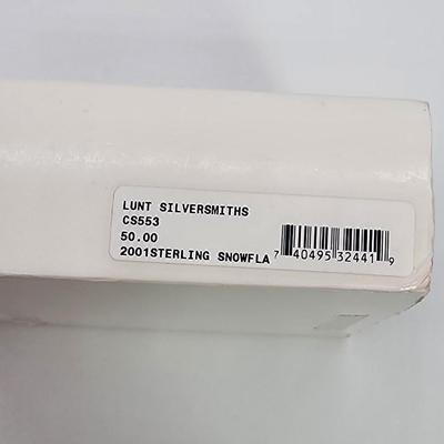 LOT 8:: 2001 Lunt Sterling Silver Snowflake in Original Case - 15g