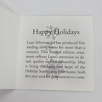 LOT 8:: 2001 Lunt Sterling Silver Snowflake in Original Case - 15g