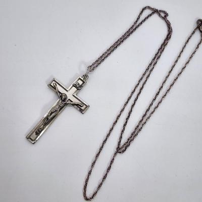 LOT 9:: 6.1g Vintage Sterling Silver Crucifix Cross 20"L chain