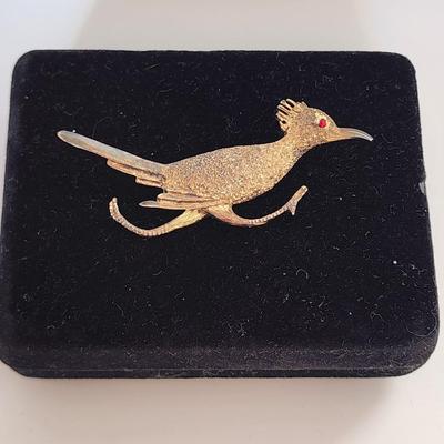 LOT 19:: Vintage Sterling Gold Vermeil Roadrunner Brooch Red Rhinestone Eye and 10k gold fill photo locket on 14k GF 15" L Chain