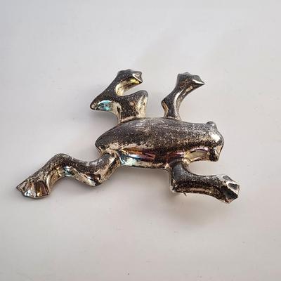LOT 20:: Vintage Sterling Silver 925 Huge Frog Brooch 20.6g