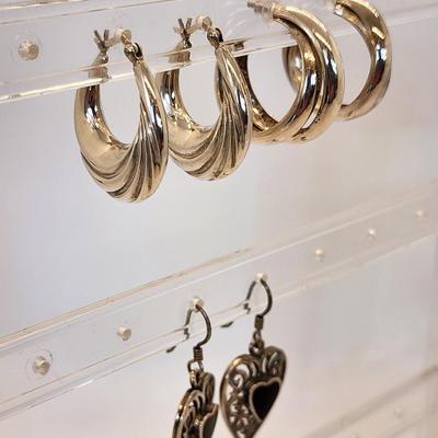 LOT 21:: 3 pairs of Vintage Sterling Silver 925 Pierced Earrings 13.2g