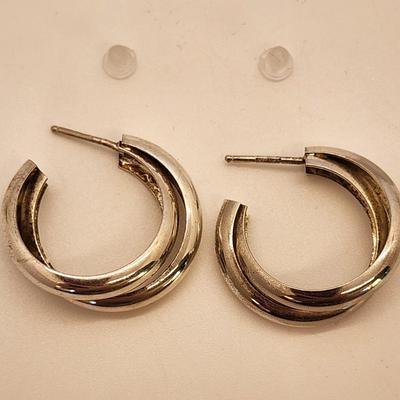 LOT 21:: 3 pairs of Vintage Sterling Silver 925 Pierced Earrings 13.2g