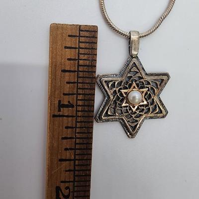 LOT 30:: Vintage Sterling Silver 925 Two tone Star of David Pearl Pendant Necklace - 16" Rope Chain