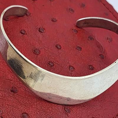 LOT:: Sterling Silver Bracelets- Classis Wave Cuff, I7" L Italian balls on rope chain and 7" L Comedy tragedy theater masks 30.8g