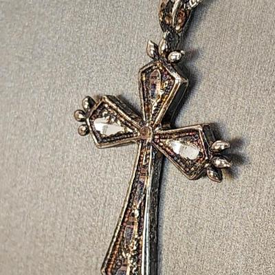 LOT 35 :: Vintage Sterling Silver Cross on 16" Chain 925 Italy