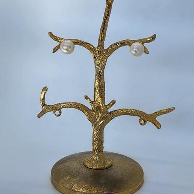 LOT 40 :: BEAUTIFUL Yellow gold 10-11 mm Cultured Freshwater Pearl Stud Earrings- New in original box!