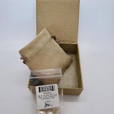 LOT 40 :: BEAUTIFUL Yellow gold 10-11 mm Cultured Freshwater Pearl Stud Earrings- New in original box!