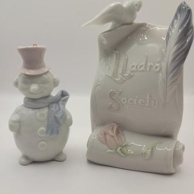 LOT:: 47 Lladro "Art Brings Us Together" #7677 & Lladro Snowman Ornament