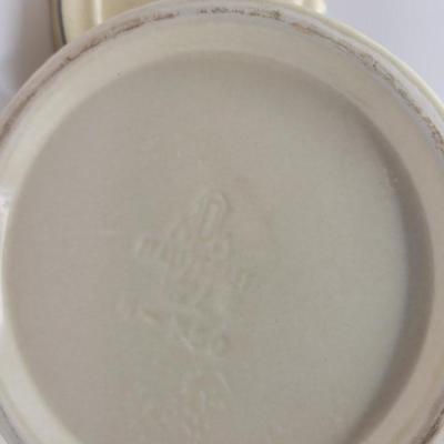 LOT:: 59 Pfaltzgraff Teapot & Roseville Pottery Wash Basin & Pitcher