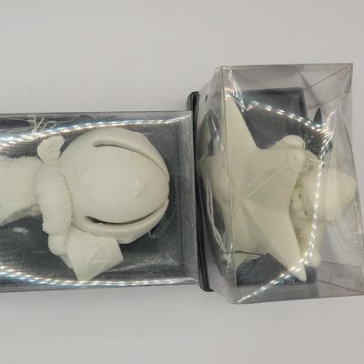 LOT:: 63 Snowbabies "When The Bough Breaks" & "Parade Of Penguins" (6pc) & Two Ornaments