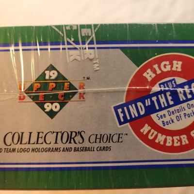 LOT:: 71 SEALED Upper Deck Baseball 1990 Edition