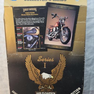LOT:: 73 Harley Davidson Series 1 Collectors Cards