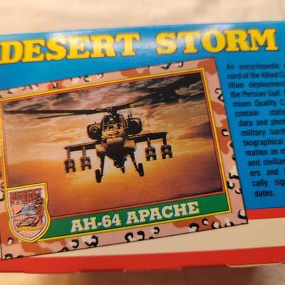LOT:: 78 Topps Desert Storm Trading Cards Complete Set