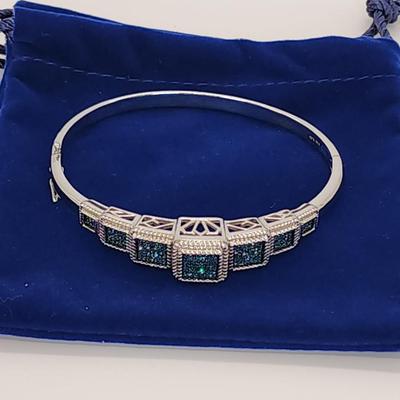LOT 84:: STUNNING! NEW! Sterling Silver Hinged Blue Diamond Bangle Bracelet