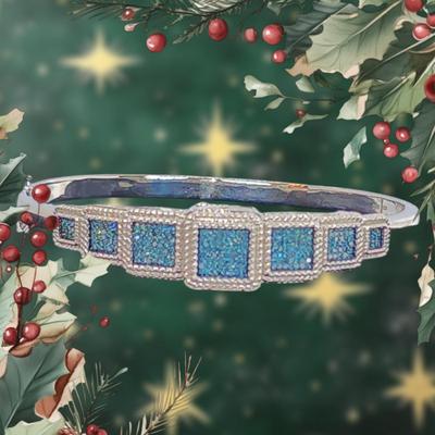 LOT 84:: STUNNING! NEW! Sterling Silver Hinged Blue Diamond Bangle Bracelet