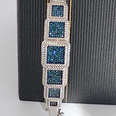 LOT 84:: STUNNING! NEW! Sterling Silver Hinged Blue Diamond Bangle Bracelet