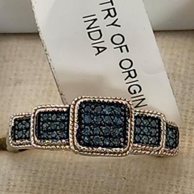 LOT 85:: NEW! STUNNING! Sterling Silver Blue Diamond Size 8 Ring