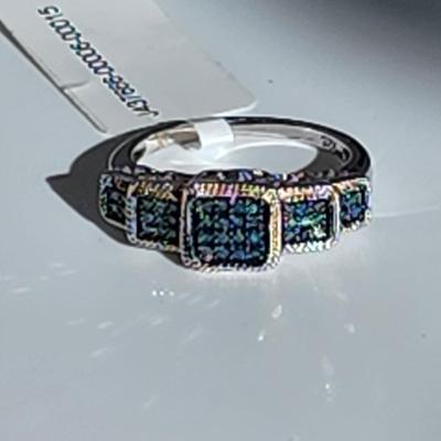 LOT 85:: NEW! STUNNING! Sterling Silver Blue Diamond Size 8 Ring