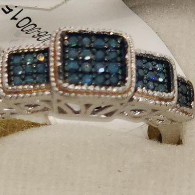 LOT 85:: NEW! STUNNING! Sterling Silver Blue Diamond Size 8 Ring