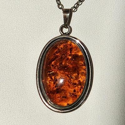 LOT 86:: New, Old Stock- Vintage Sterling Silver Amber Pendant Necklace 24" L-- still had tag from store still on it!
