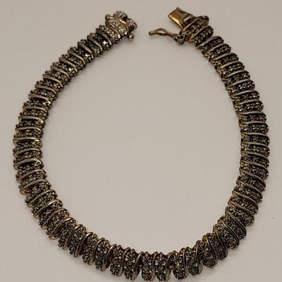 LOT 87:: Vintage Two tone Sterling Silver Bracelet 7.5"L. 13.8g