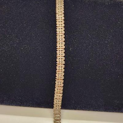 LOT 87:: Vintage Two tone Sterling Silver Bracelet 7.5"L. 13.8g