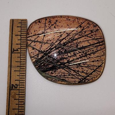 LOT 90:: Lot of Vintage Brooches